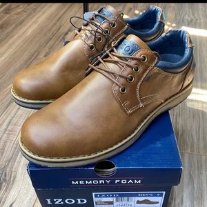 New men’s Izod dress shoes size 9